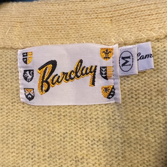 Vintage Barclay 100% Lambs Wool Yellow Sweater Vest - Picture 6 of 6